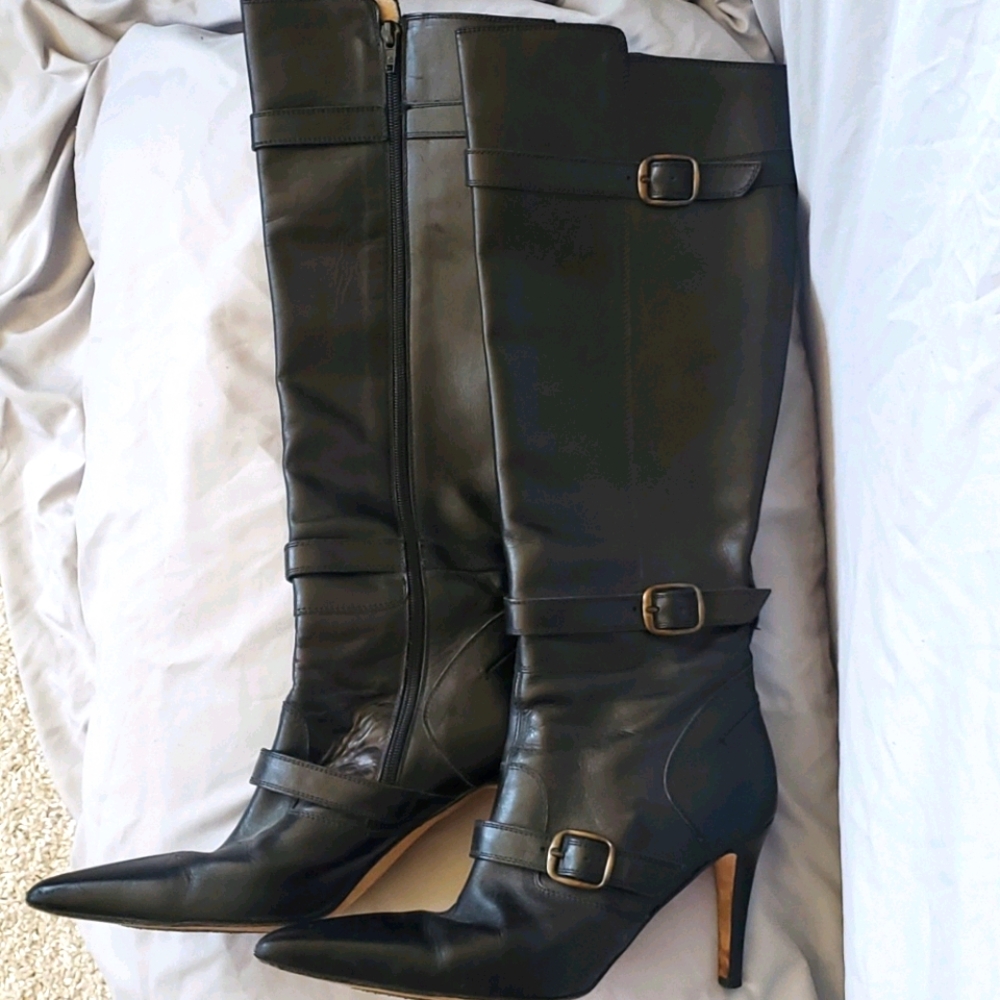 Manolo Blahnik Knee High Boots Sz 39 1/2